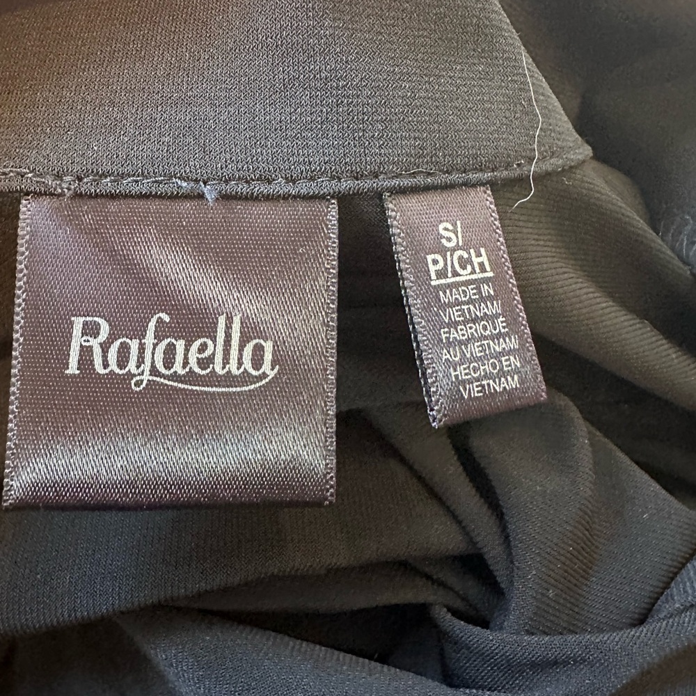Rafaella - Picture 5 of 8